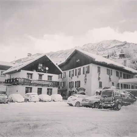 La Vieille Hotel *