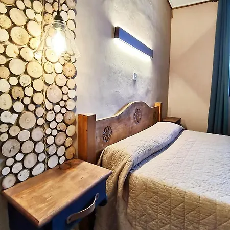 Hotel La Vieille *
